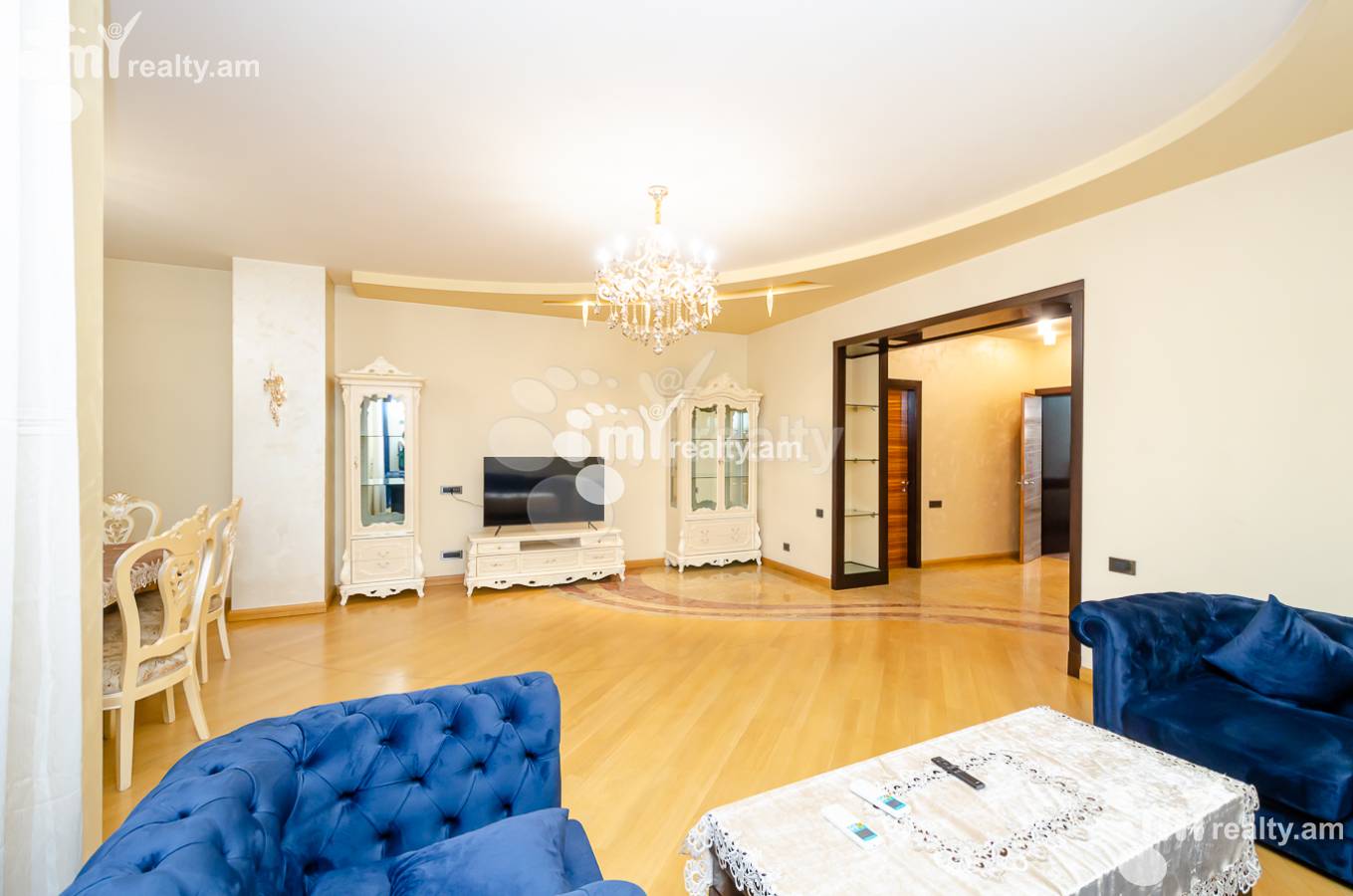 4 bedroom apartment for rent خیابان تِریان, مرکز شهر ایروان, 151280