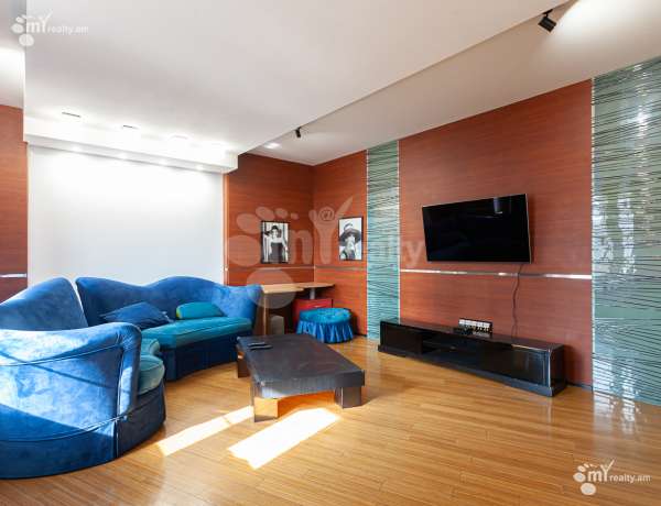 norakaruyc-bnakaran/5-senyakanoc/Northern+%28Hyusisayin%29++Ave/Center/Yerevan