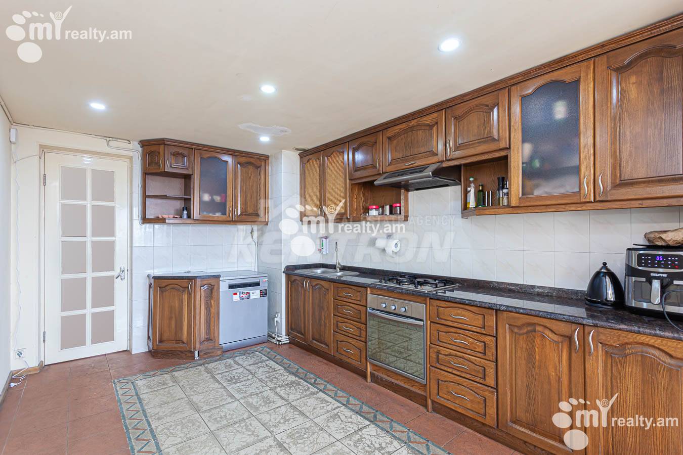 4 bedroom apartment for sale Sayat-Nova Ave, Center Yerevan, 153970