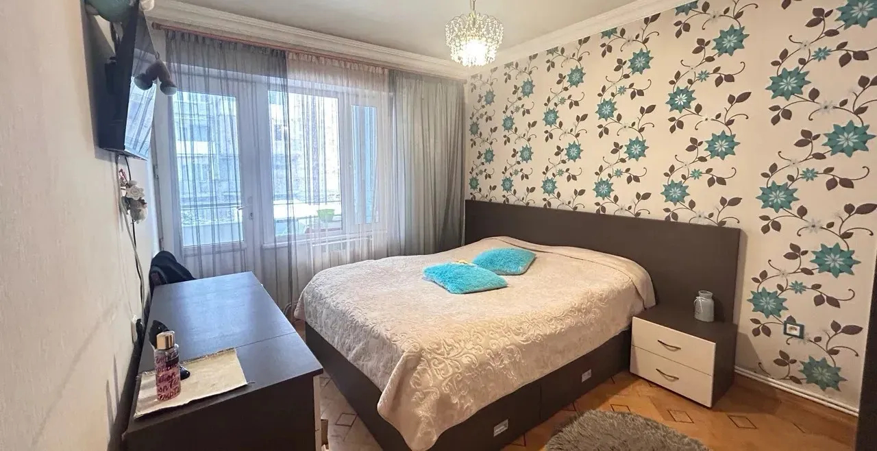 3 bedroom apartment for sale خیابان برادران اوربِلی, عربگیر ایروان, 159124