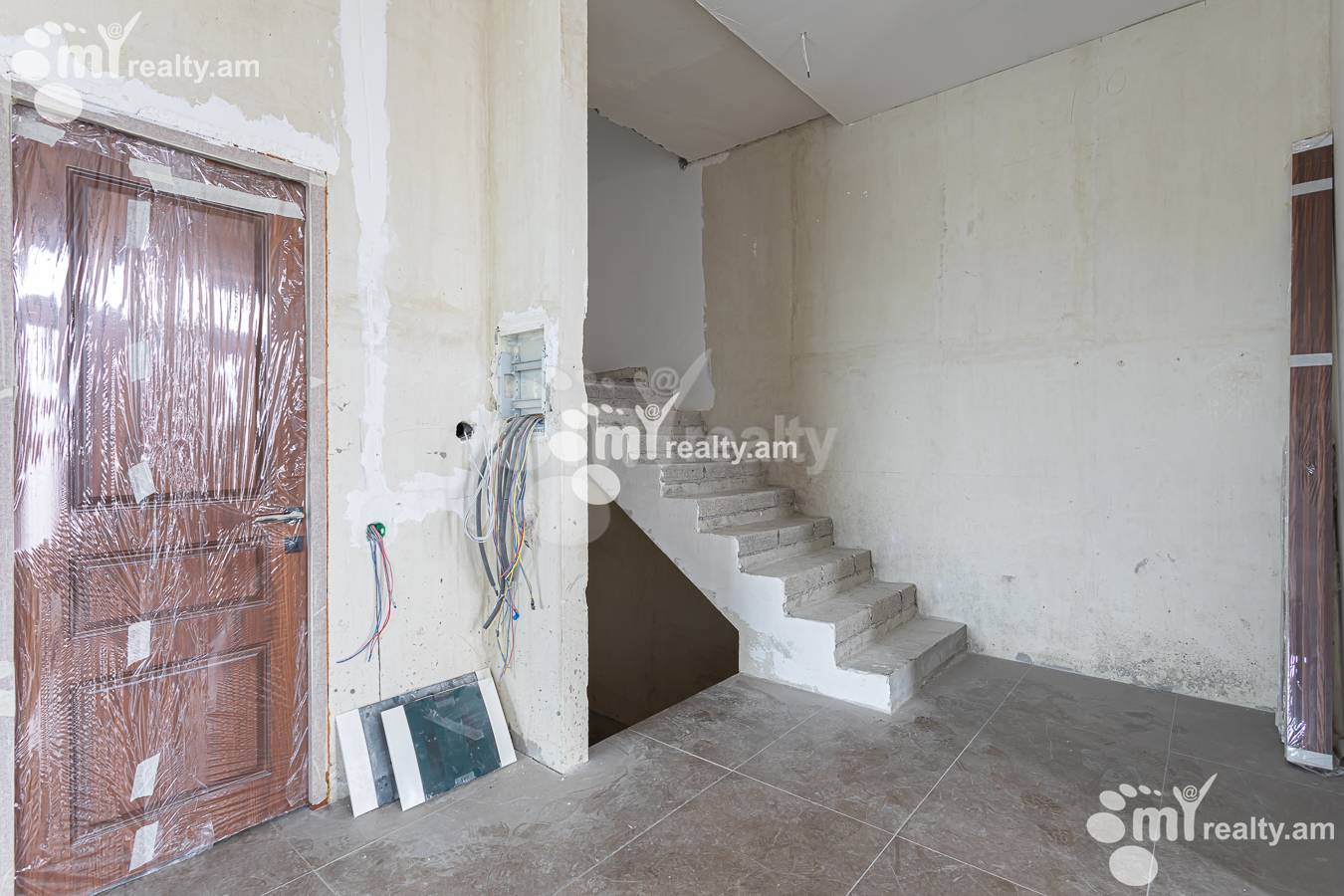 House for sale H. Erznkaci street, Vahagni district Yerevan, 159414