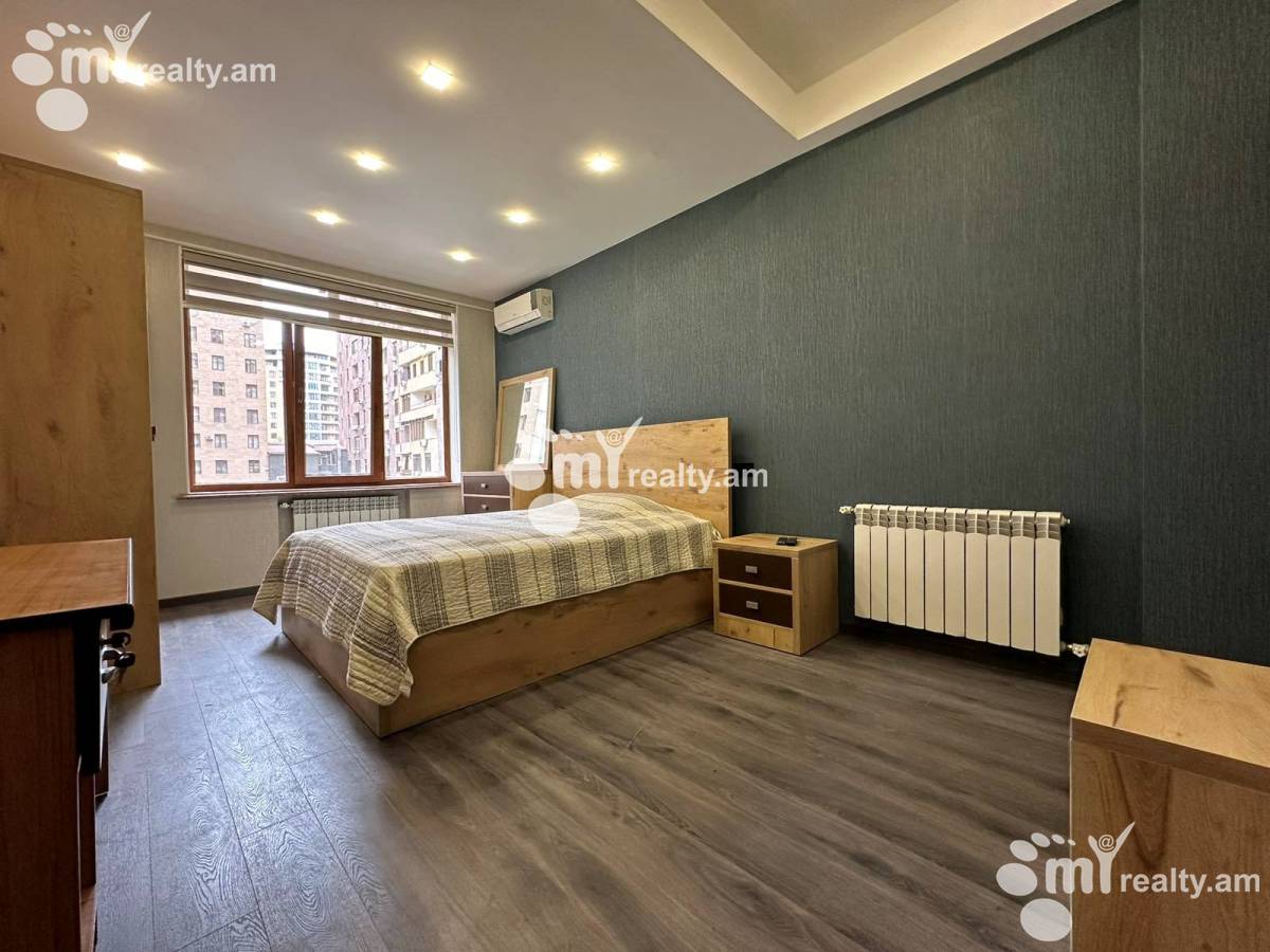 3 bedroom apartment for sale Yekmalyan St, Center Yerevan, 156240