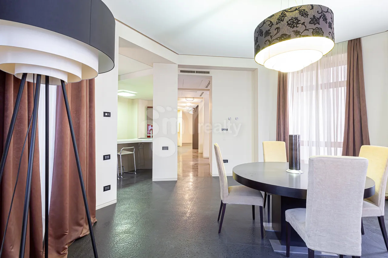 4 bedroom apartment for sale Northern(Hyusisayin)  Ave, Center Yerevan, 157217