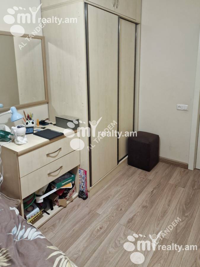 Снять 3 комнатную квартиру Московян ул, Центр Ереван, 159517