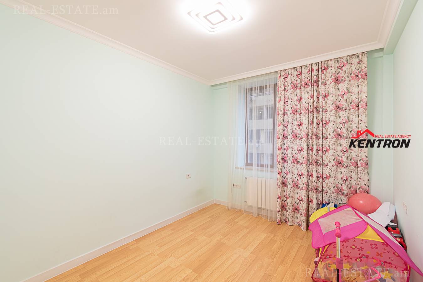 4 bedroom apartment for sale Aram St, Center Yerevan, 131060
