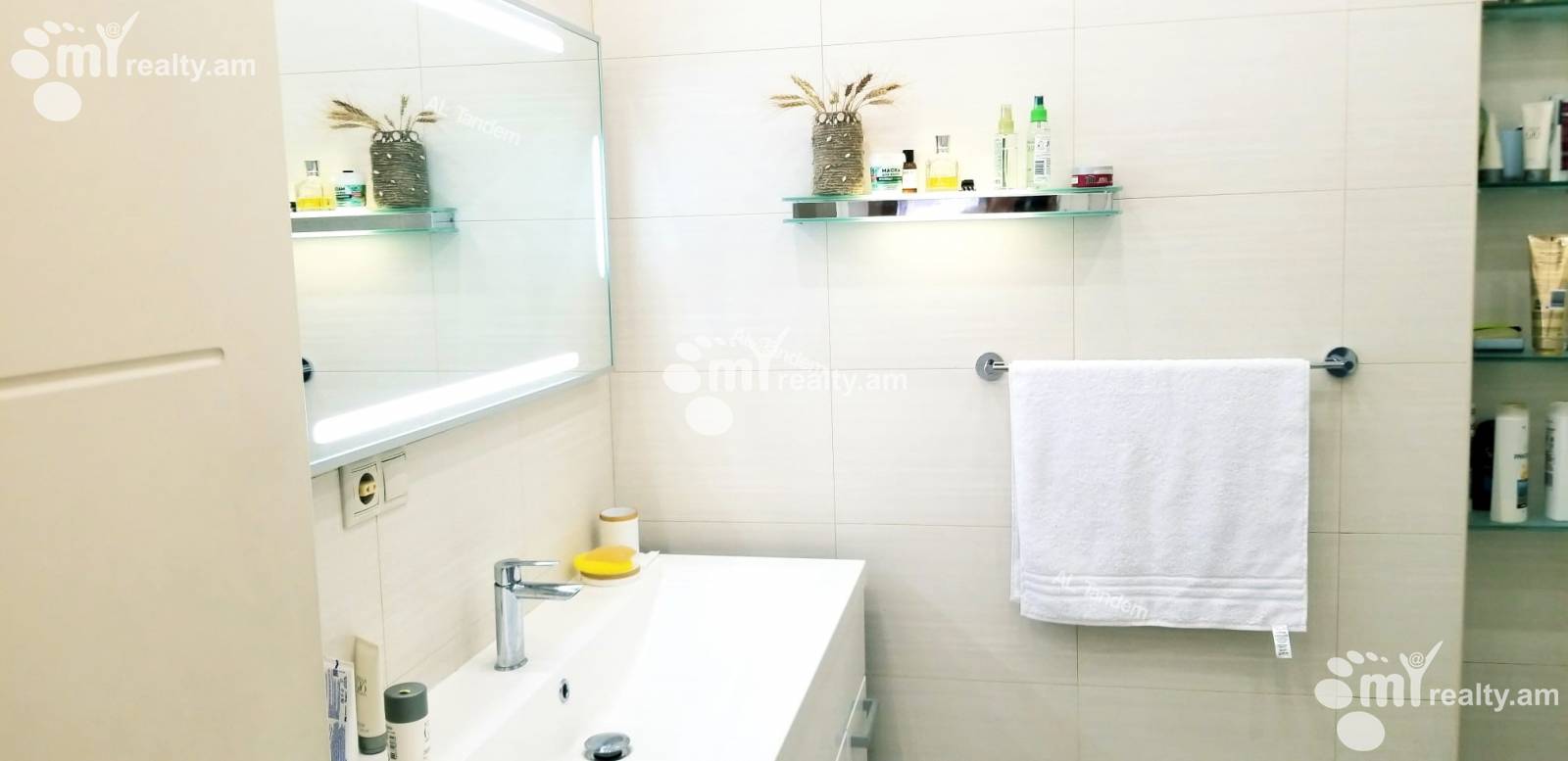 4 bedroom apartment for sale Northern(Hyusisayin)  Ave, Center Yerevan, 144774