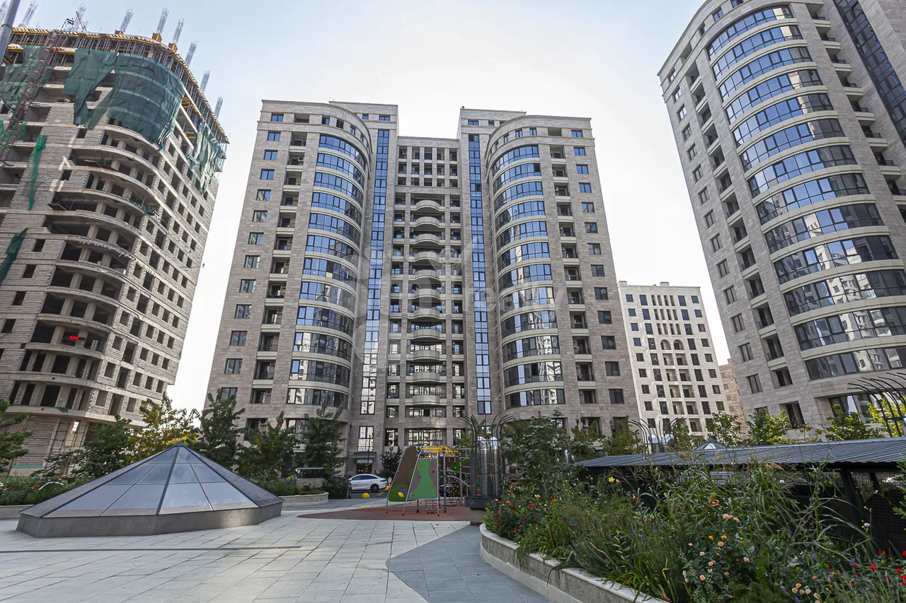 2 bedroom apartment for rent Arshakunyats Ave, Center Yerevan, 161978