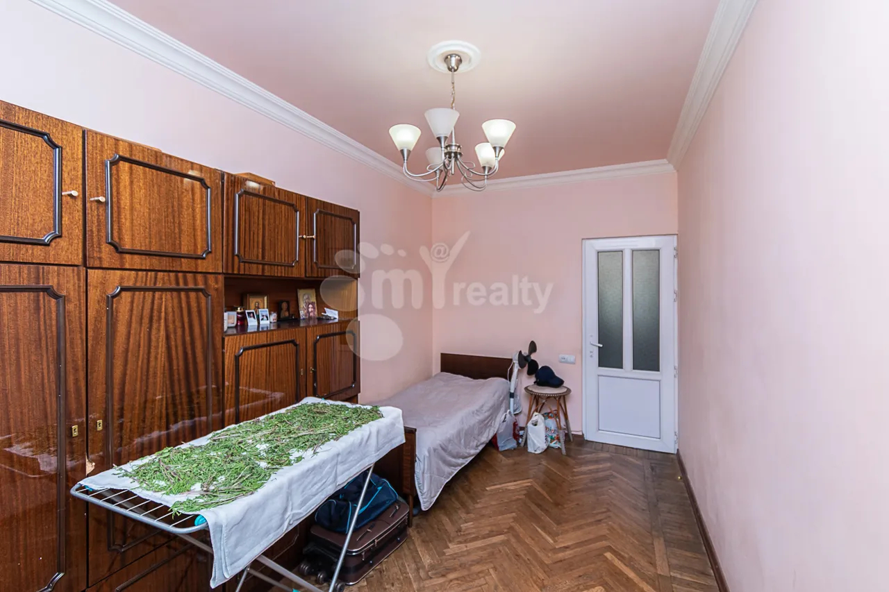 5 bedroom apartment for sale A. Avetisyan St, Arabkir Yerevan, 160759