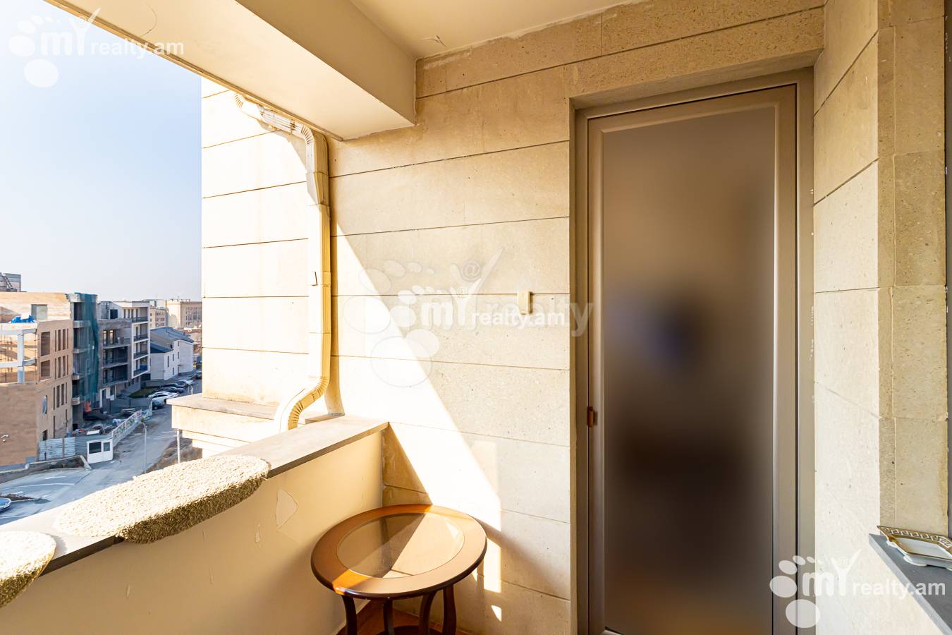 Купить 2 комнатную квартиру Антараин ул, Центр Ереван, 154666