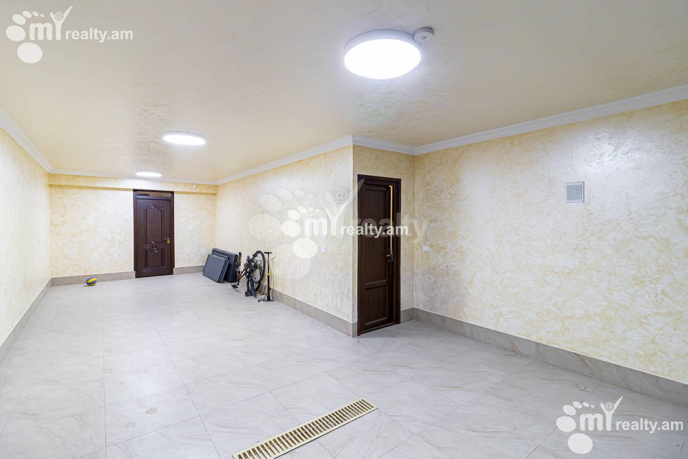 House for sale G 1 dis., Ajapnyak Yerevan, 154562