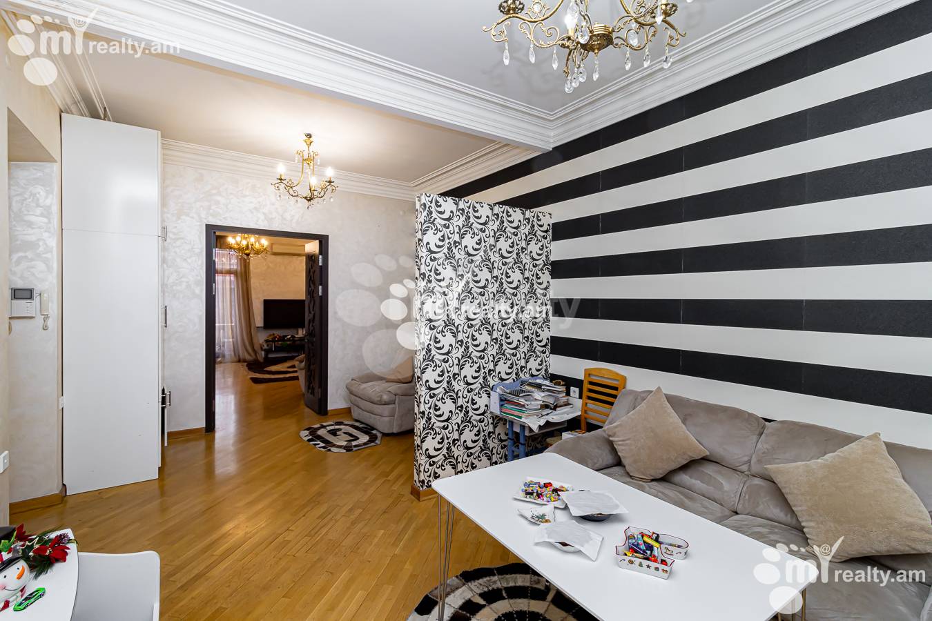 4 bedroom apartment for sale Nalbandyan St, Center Yerevan, 155251