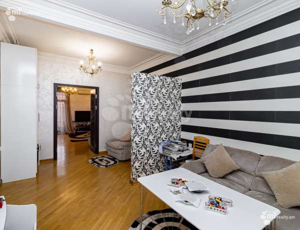 kupit-kvartiru/4-komnatnaya/Nalbandyan+St/Center/Yerevan