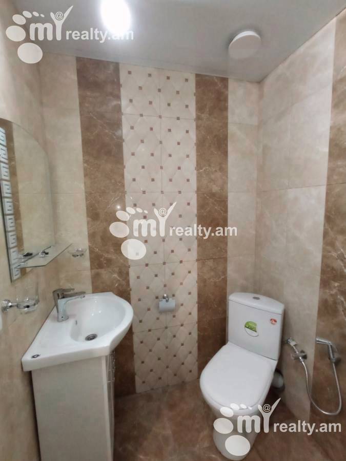 Купить 1 комнатную квартиру Орбели Ехбайрнери ул, Арабкир Ереван, 160090