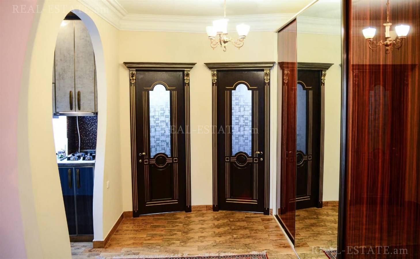 4 bedroom apartment for sale Teryan St, Center Yerevan, 133596