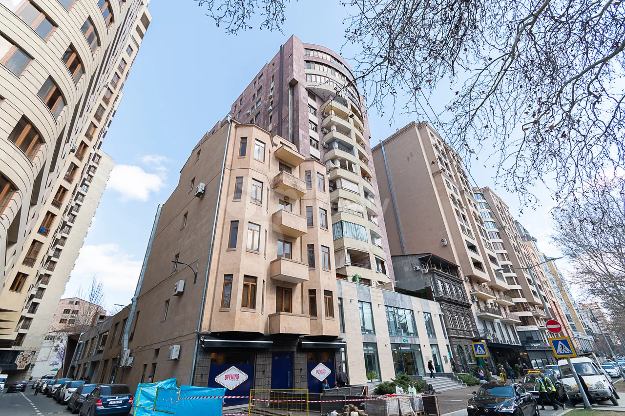 2 bedroom apartment for rent Aram St, Center Yerevan, 159656