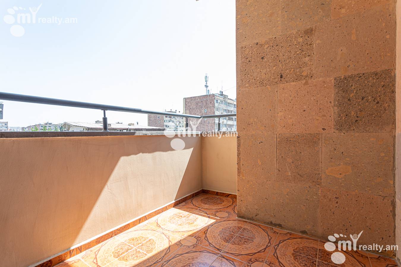 4 bedroom apartment for rent خیابان امیریان, مرکز شهر ایروان, 156946