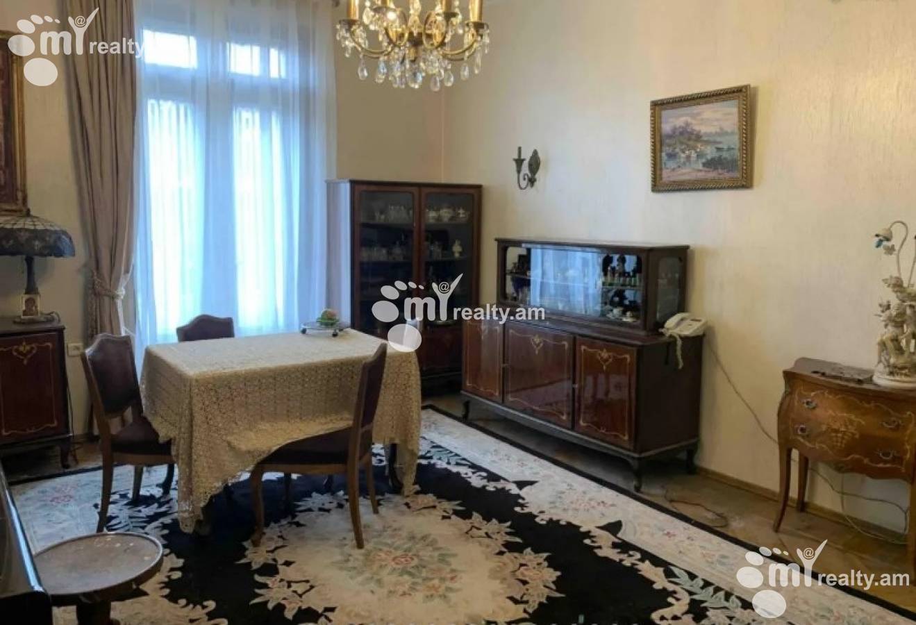 3 սենյականոց բնակարան  Նալբանդյան փող, Կենտրոն Երևան, 155871