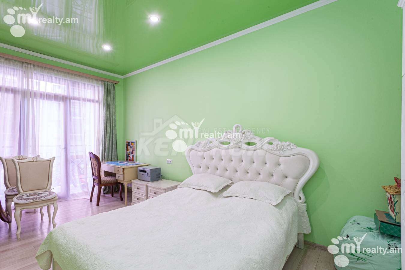 4 bedroom apartment for sale Mikoyan St, Davtachène Yerevan, 151444