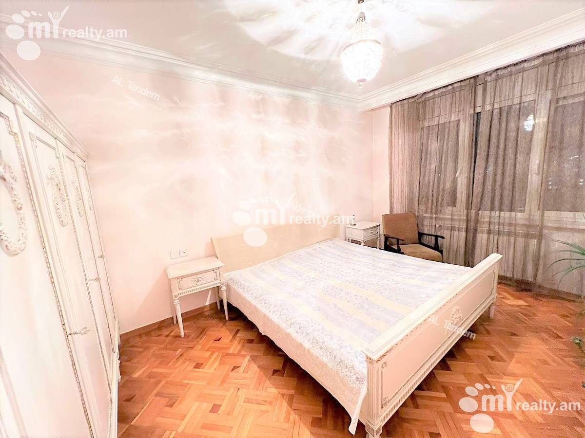 Снять 4 комнатную квартиру В.Папазян ул, Арабкир Ереван, 126101