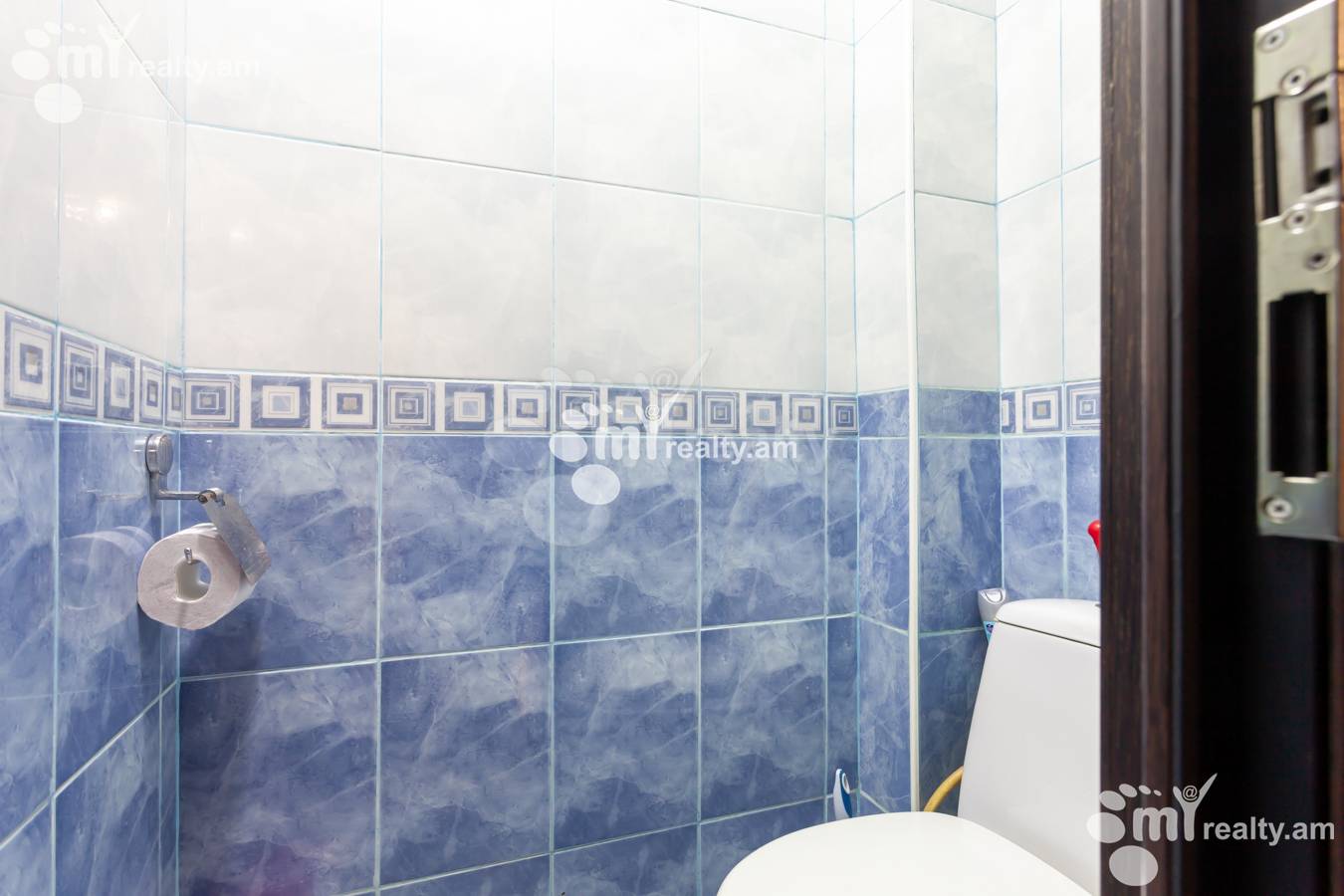 Купить 4 комнатную квартиру Давиташен 2 ой блок, Давташен Ереван, 152413