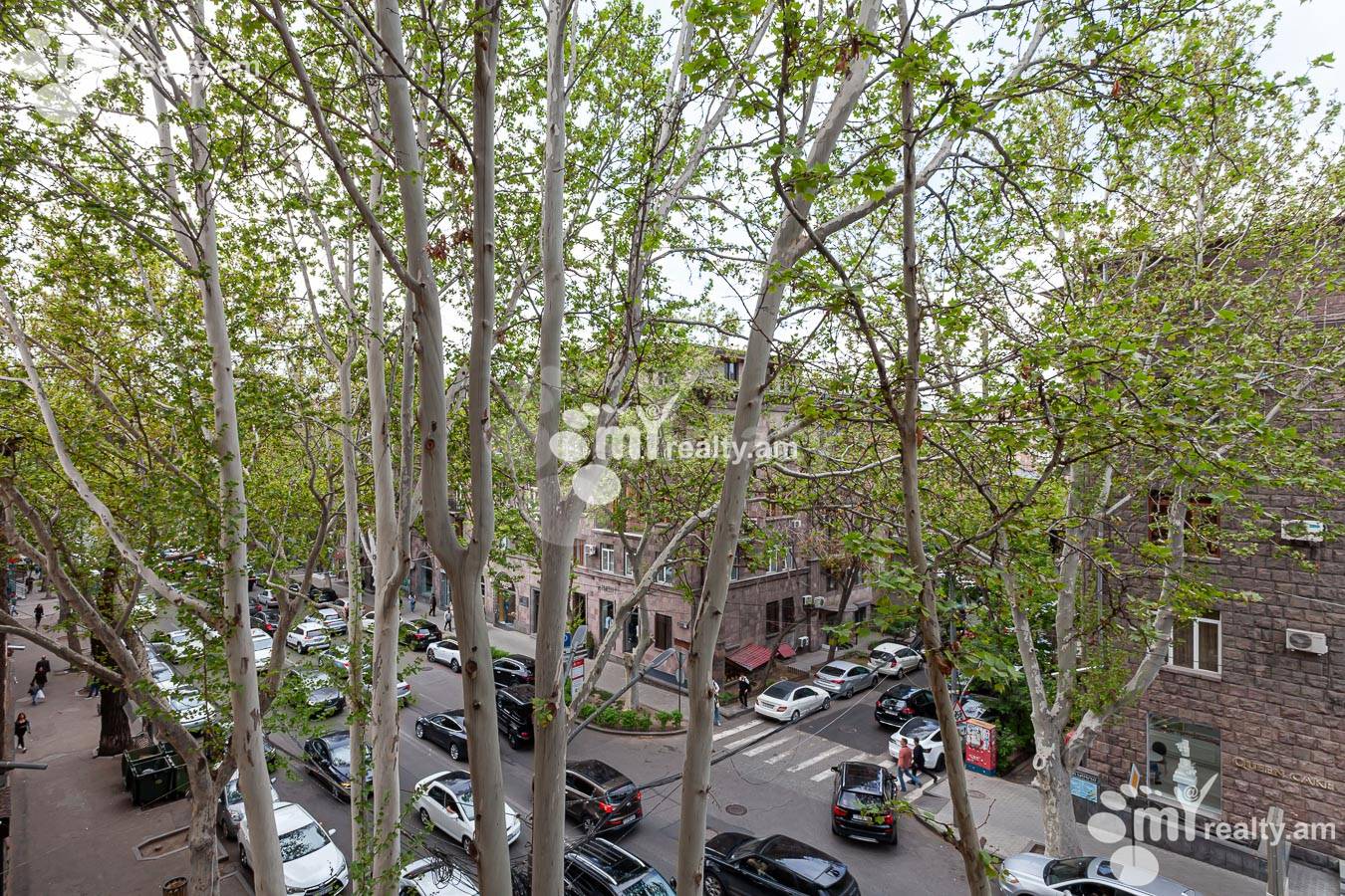 4 սենյականոց բնակարան  Տերյան փող, Կենտրոն Երևան, 155295