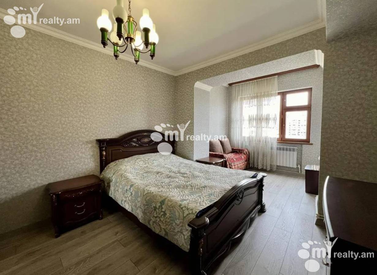 3 սենյականոց բնակարան  Սարյան փող, Կենտրոն Երևան, 155233