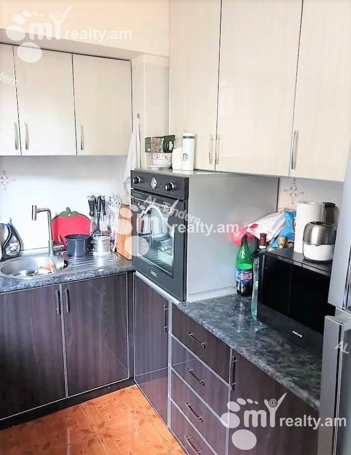 3 սենյականոց բնակարան  Բաղրամյան պող(Կենտրոն), Կենտրոն Երևան, 134099