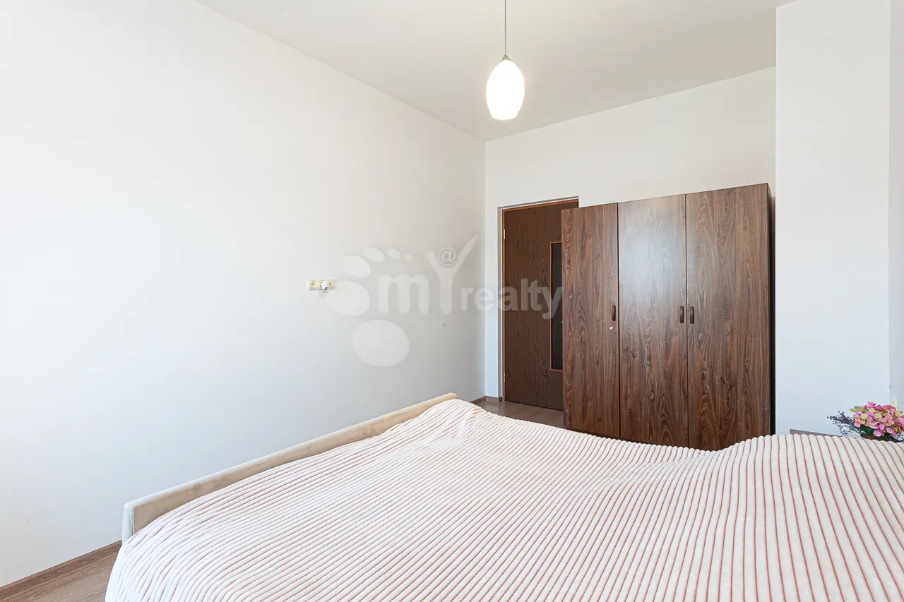 3 bedroom apartment for sale Tsitsernakaberd Highway, Center Yerevan, 158900