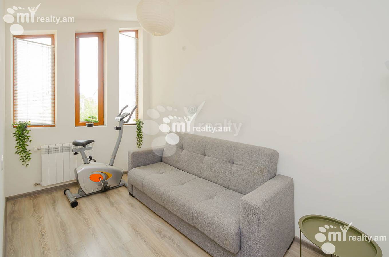 House for sale G 1 dis., Ajapnyak Yerevan, 143604