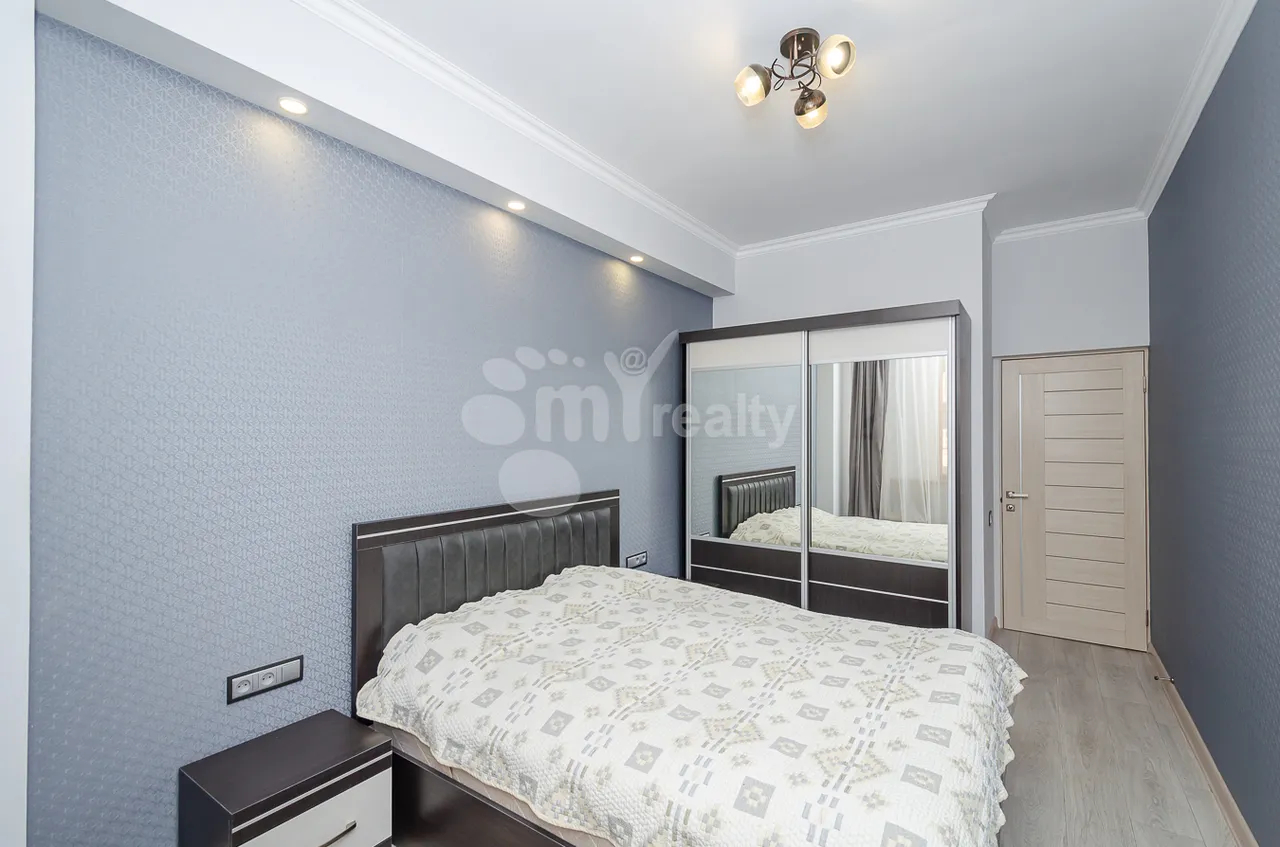 3 bedroom apartment for rent خیابان آدونس, عربگیر ایروان, 161485