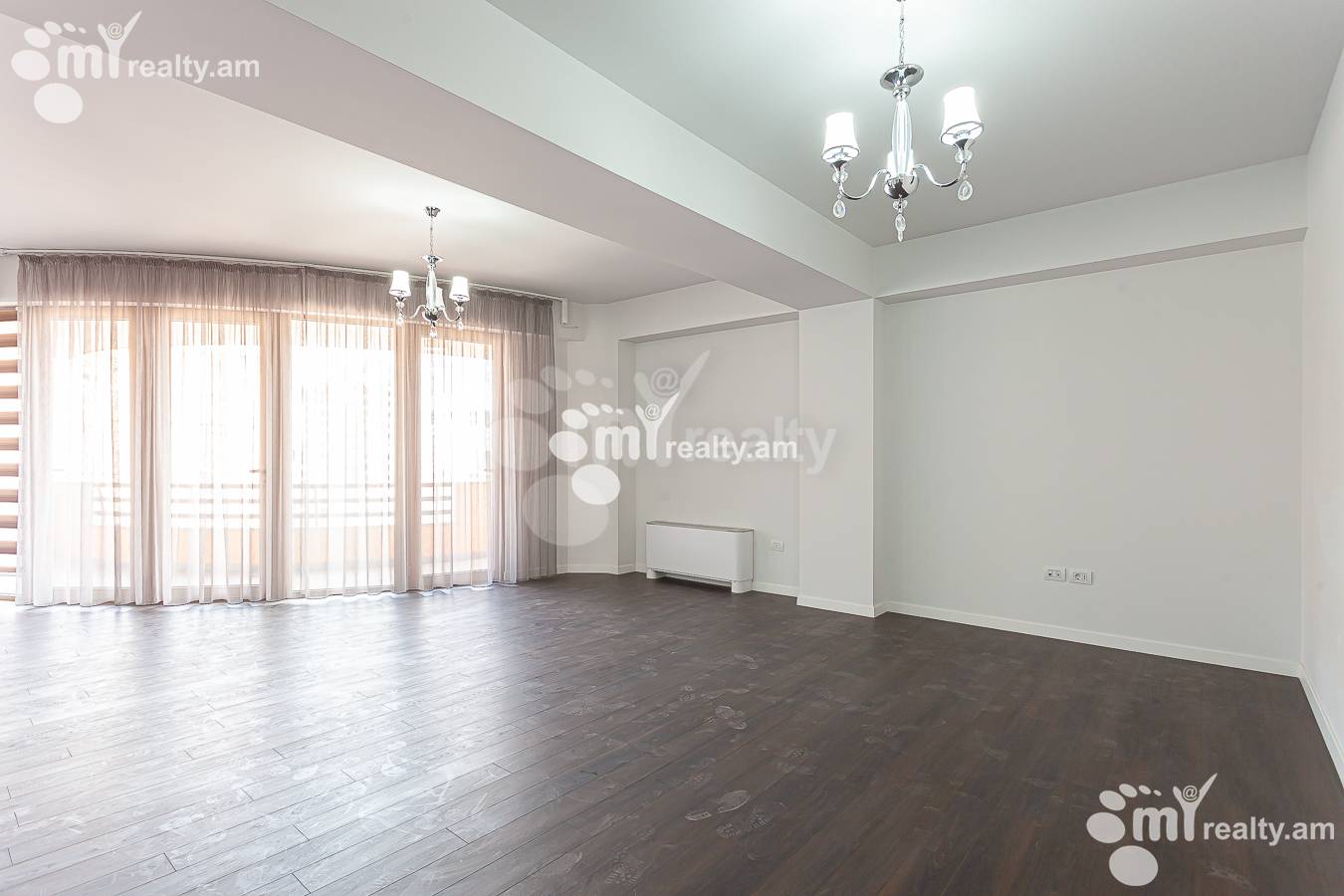 5 bedroom apartment for rent Leo St, Center Yerevan, 153056