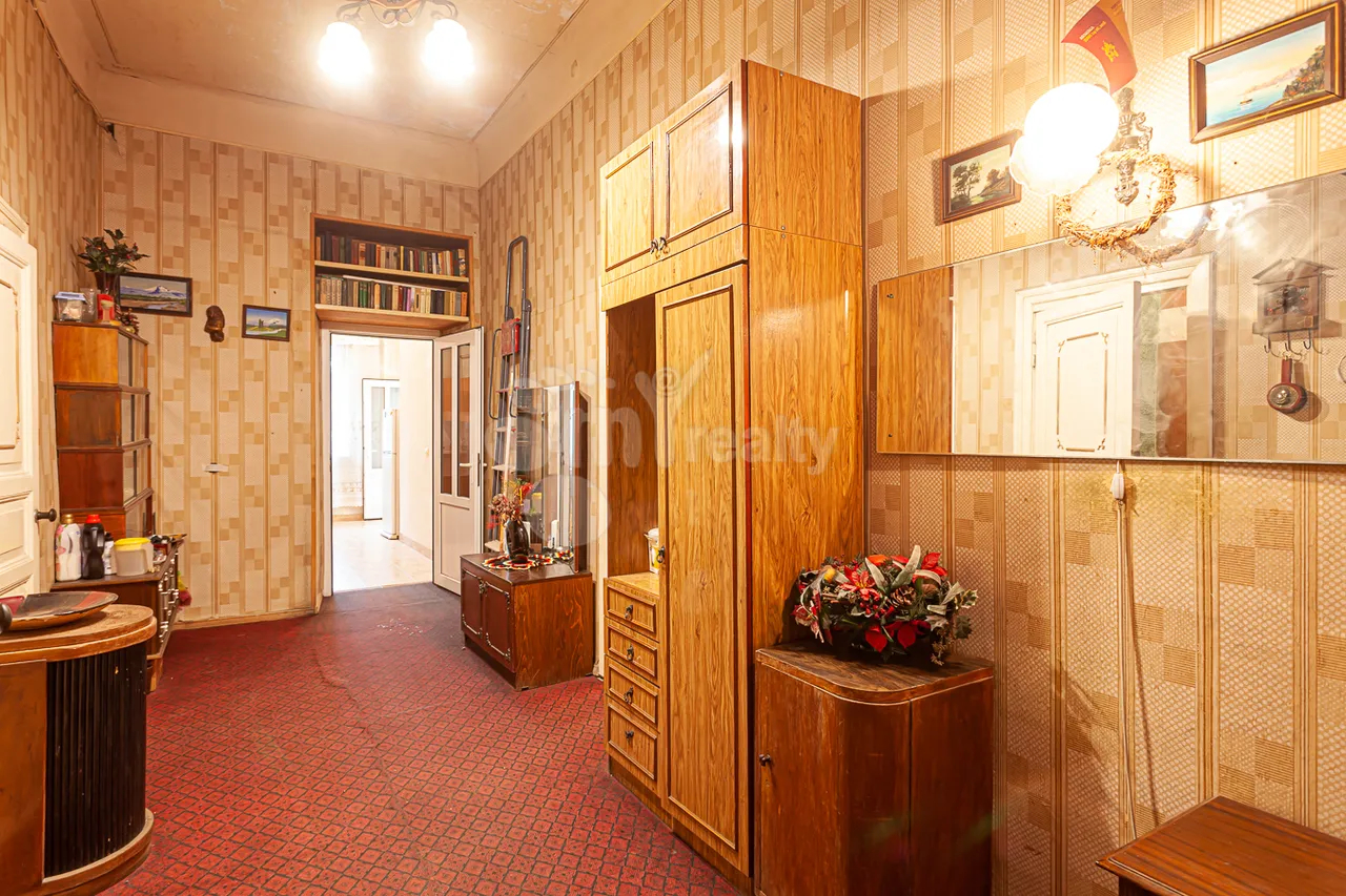 3 bedroom apartment for sale Pushkin St, Center Yerevan, 161163