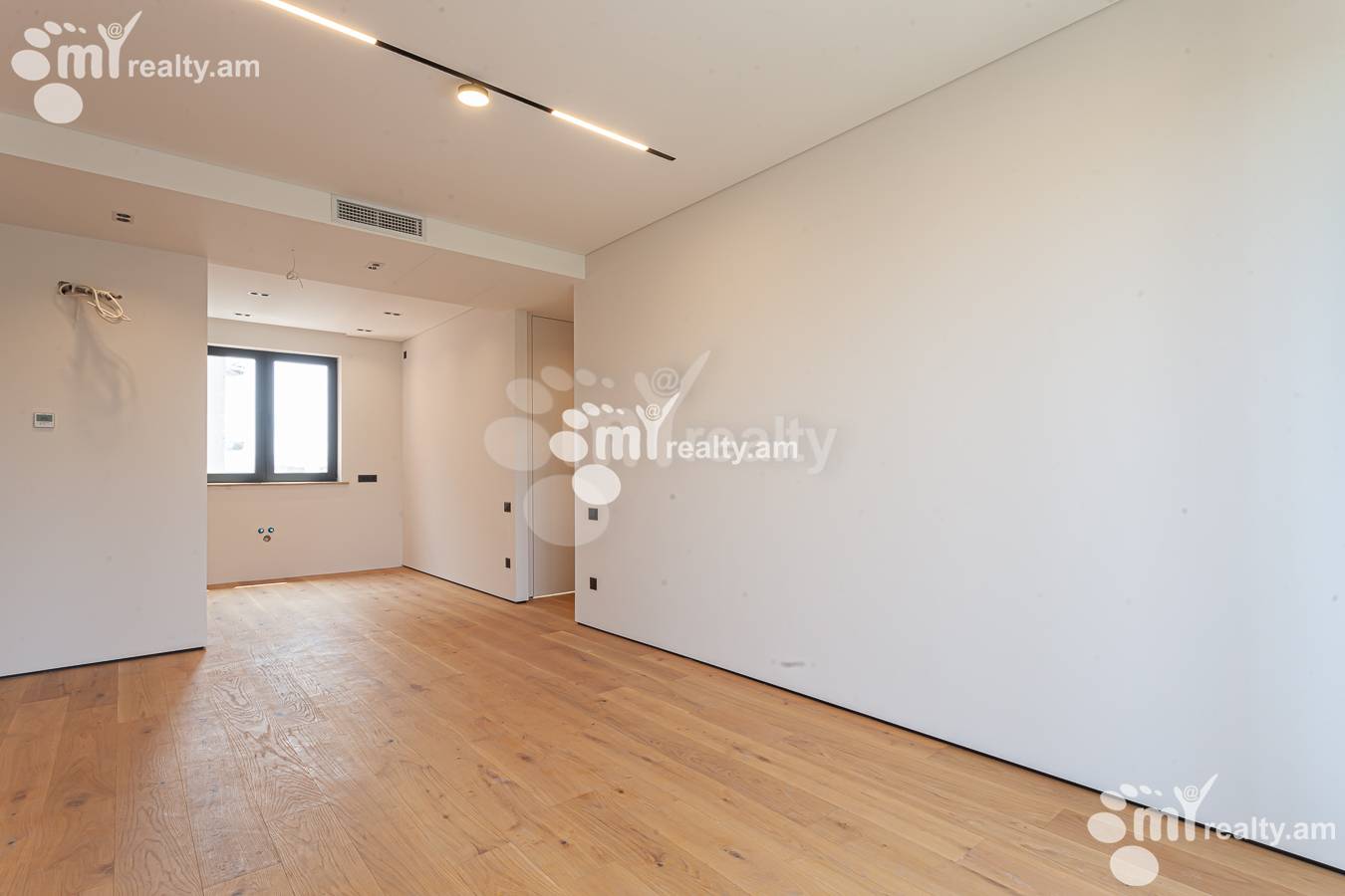 3 bedroom apartment for rent M.Khorenatsi St, Center Yerevan, 156451