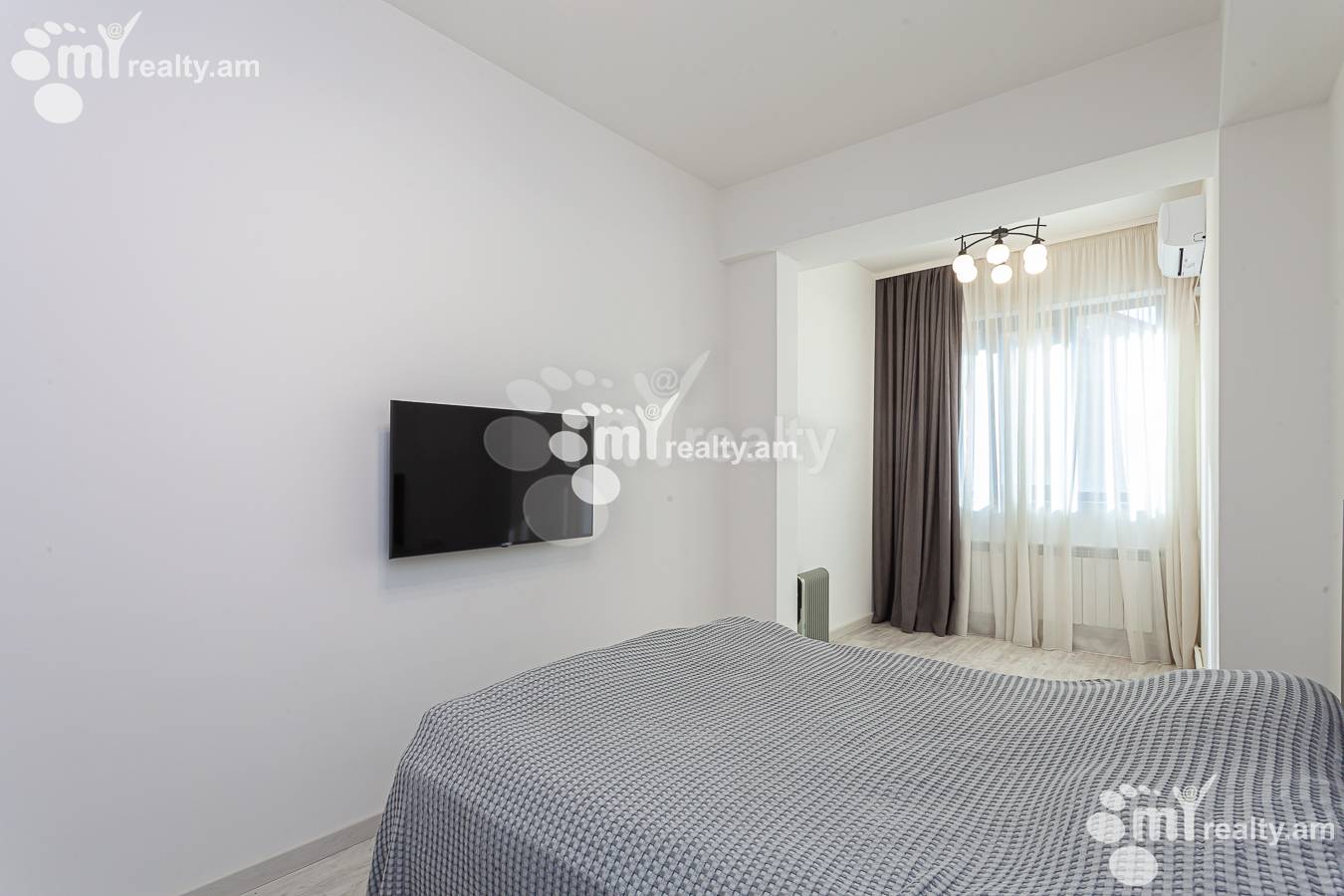 4 bedroom apartment for rent Antarayin St, Center Yerevan, 147902