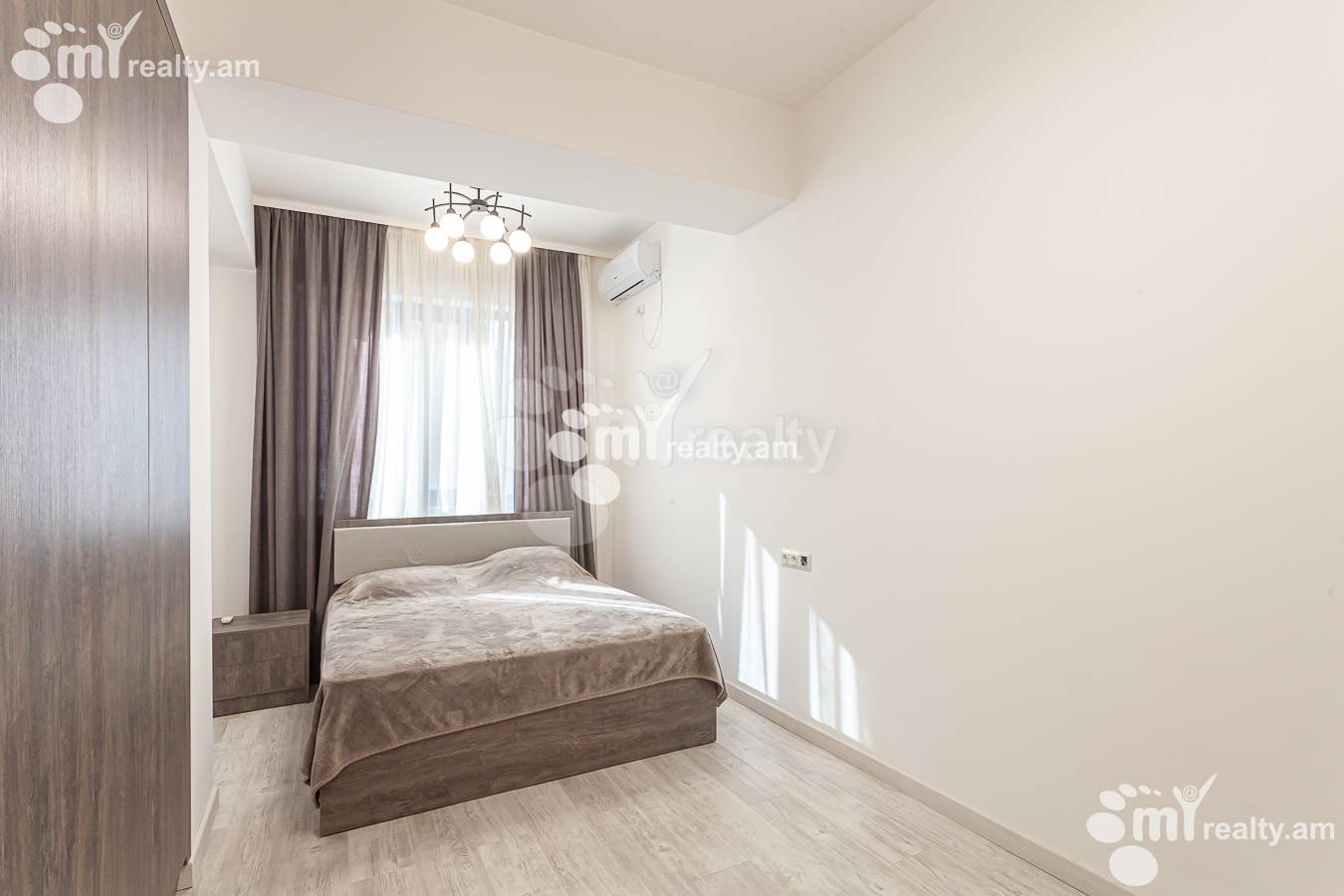 4 bedroom apartment for rent Antarayin St, Center Yerevan, 147902