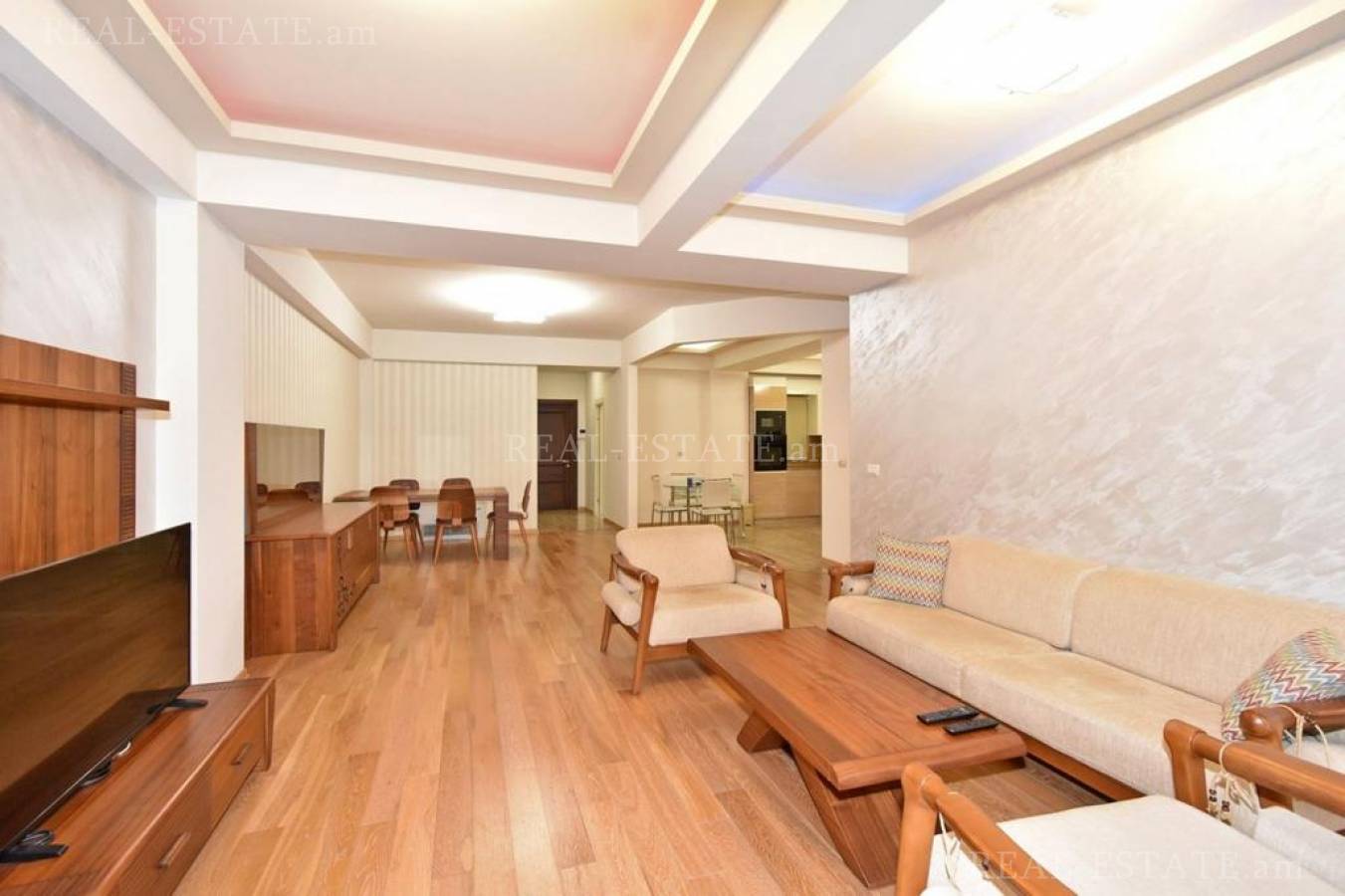 4 bedroom apartment for rent Leo St, Center Yerevan, 128238