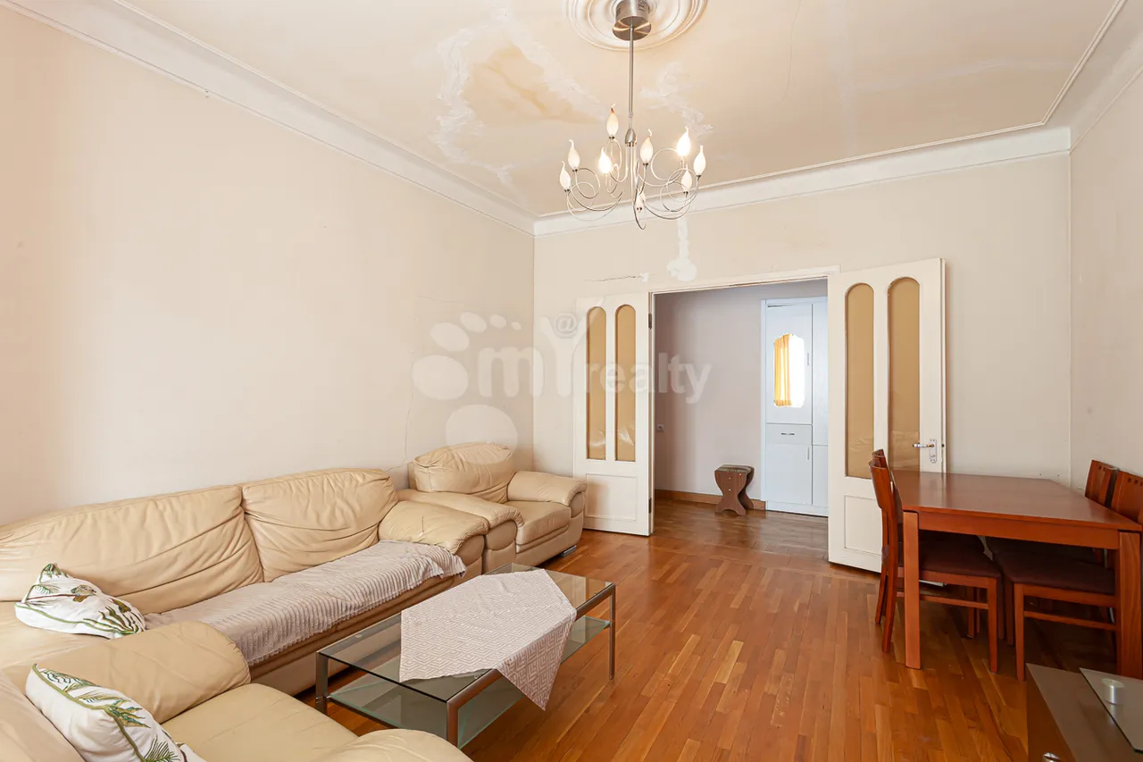 2 bedroom apartment for rent Nalbandyan St, Center Yerevan, 160700