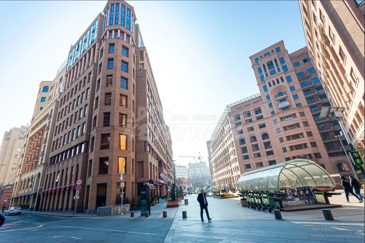 3 bedroom apartment for sale Northern(Hyusisayin)  Ave, Center Yerevan, 157972