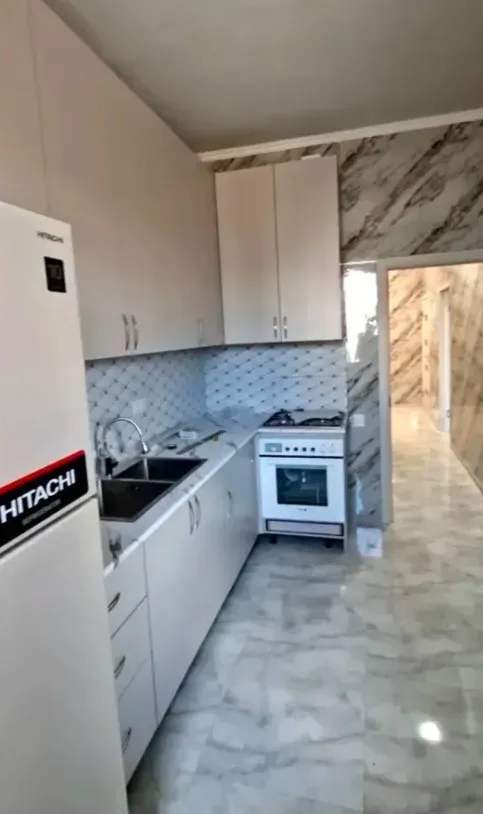 4 սենյականոց բնակարան  Գրիբոեդովի փող, Արաբկիր Երևան, 161093