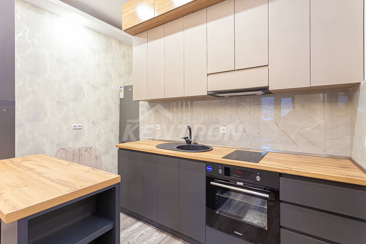 2 bedroom apartment for rent Charents St, Center Yerevan, 158991
