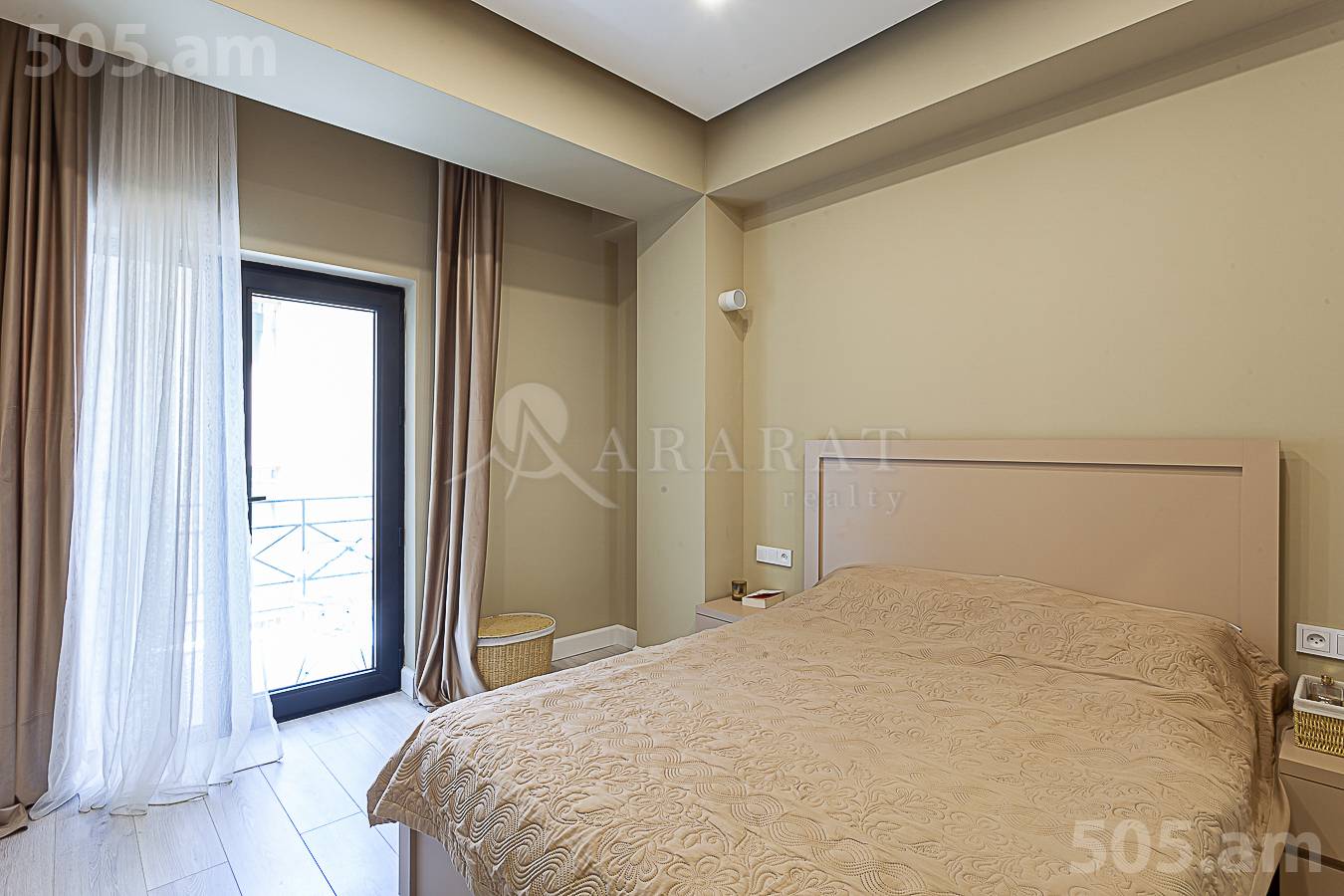 2 bedroom apartment for rent Antarayin St, Center Yerevan, 152437