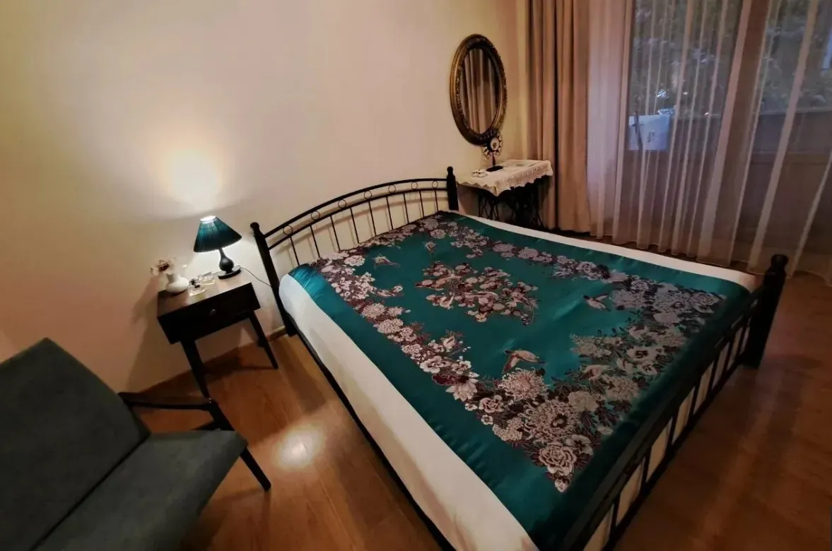 3 bedroom apartment for sale خیابان نعلبندیان, مرکز شهر ایروان, 161657