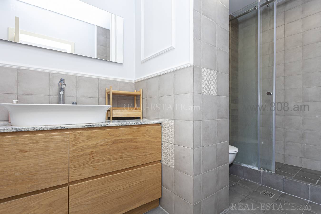 Купить 2 комнатную квартиру Аргишти ул, Центр Ереван, 143730