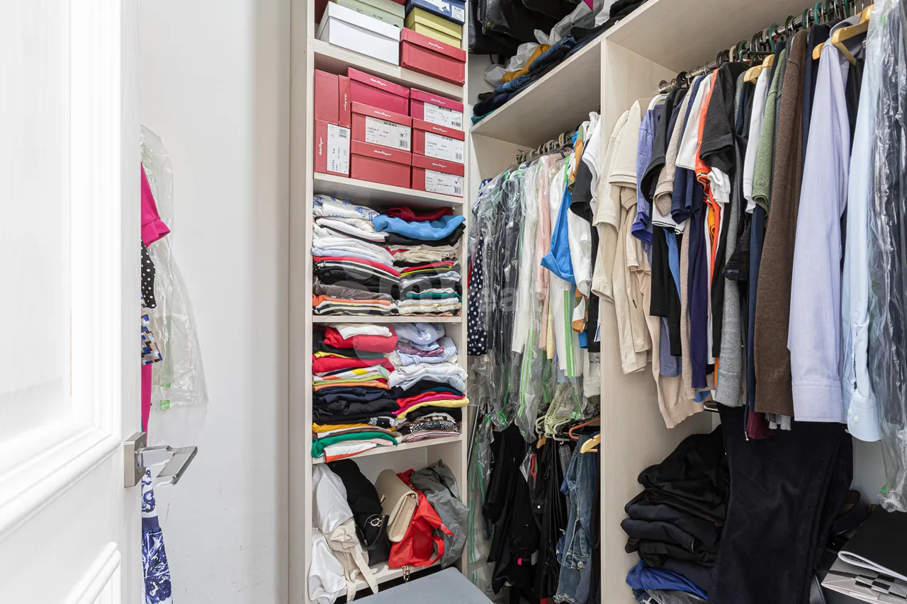 4 bedroom apartment for sale خیابان آدونس, عربگیر ایروان, 159646