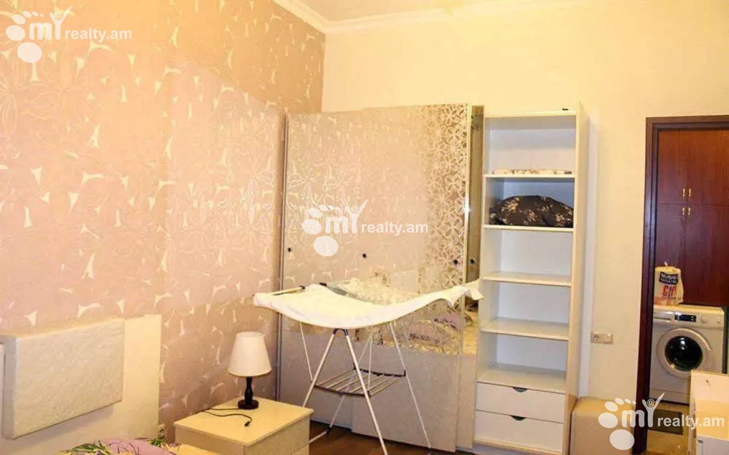 2 bedroom apartment for sale خیابان دزوراپ, مرکز شهر ایروان, 147240
