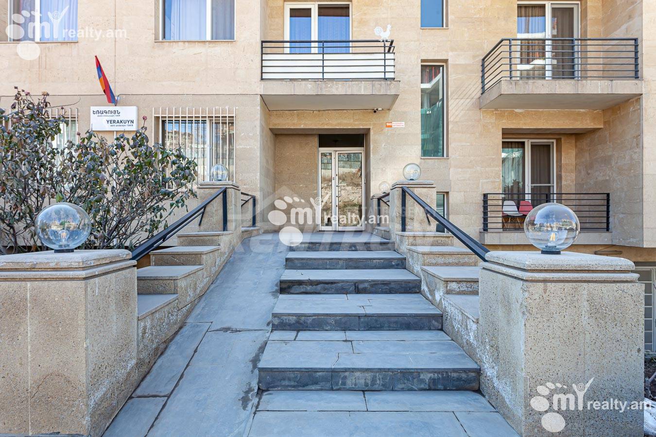 3 bedroom apartment for sale Antarayin St, Center Yerevan, 154956