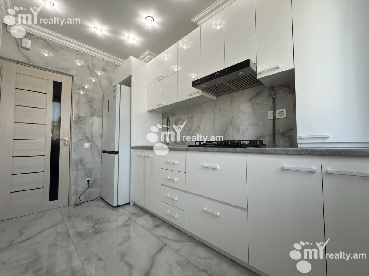 3 սենյականոց բնակարան  Տիգրան Մեծի պող, Կենտրոն Երևան, 156452