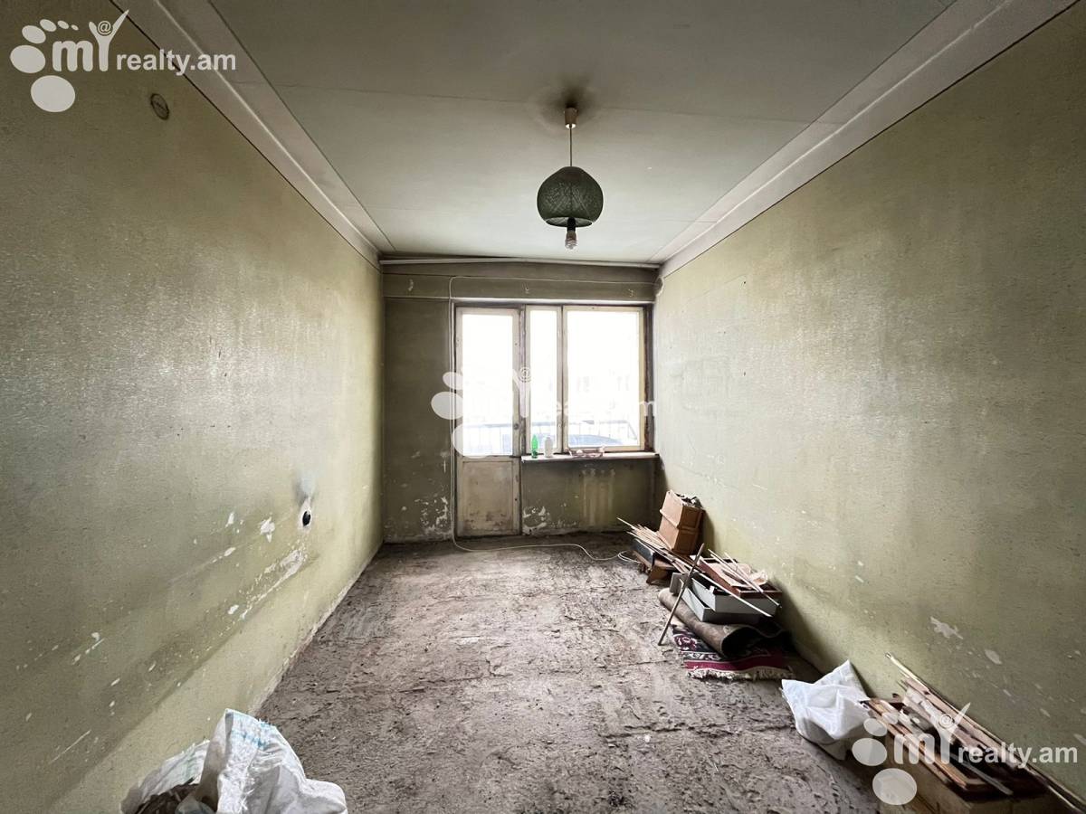 4 սենյականոց բնակարան  Միկոյան փող, Նոր Նորք Երևան, 159501