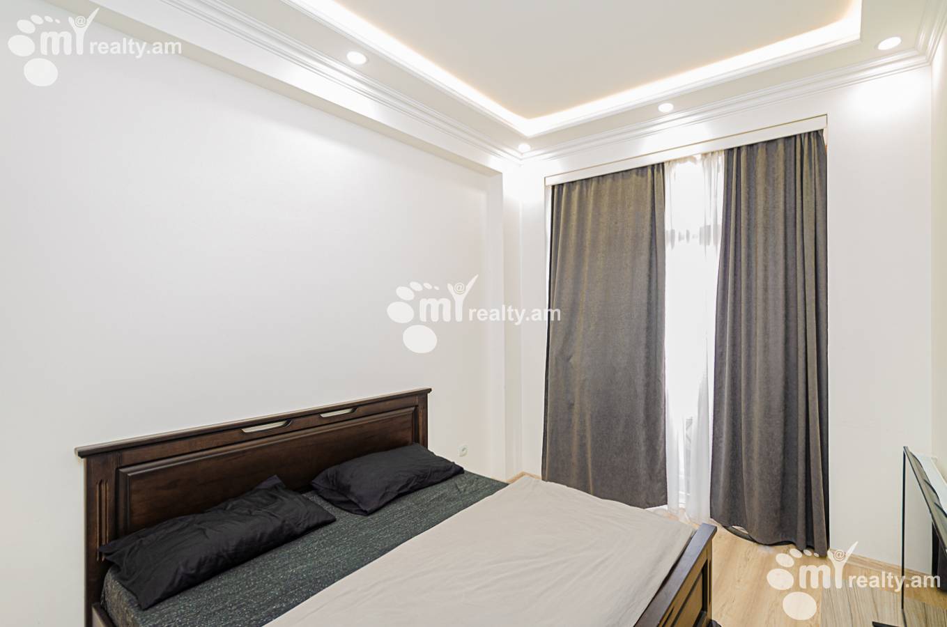 Купить 2 комнатную квартиру Орбели Ехбайрнери ул, Арабкир Ереван, 143879