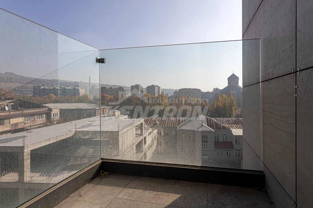 3 bedroom apartment for sale Khanjyan St, Center Yerevan, 157765